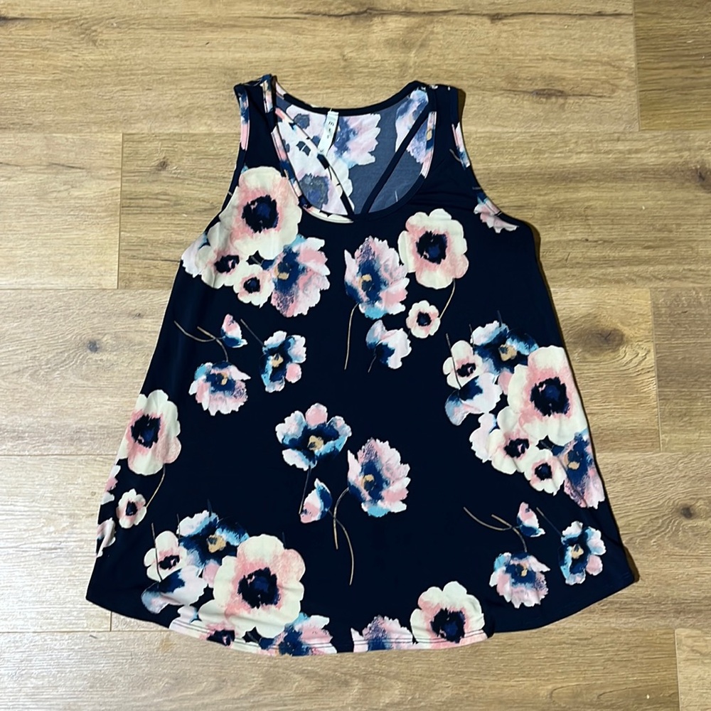 Floral top